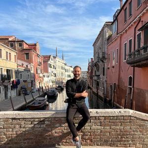 Meet your Posher, Cris